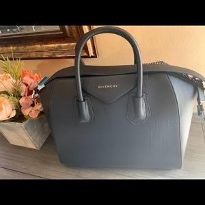 Givenchy Antigona Medium bag